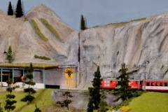 Urner Gebirgsbahn mit Steinschlaggalerie